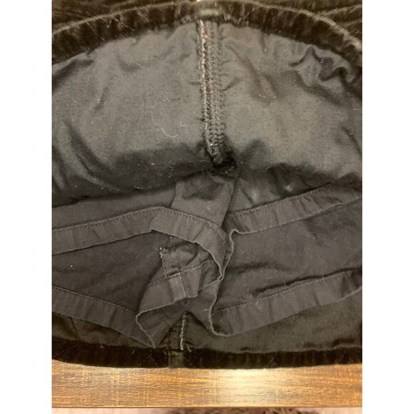 GYMBOREE Girl’s Tre Chic Quilted Velvet Skort / Size: 5 - Picture 4 of 8